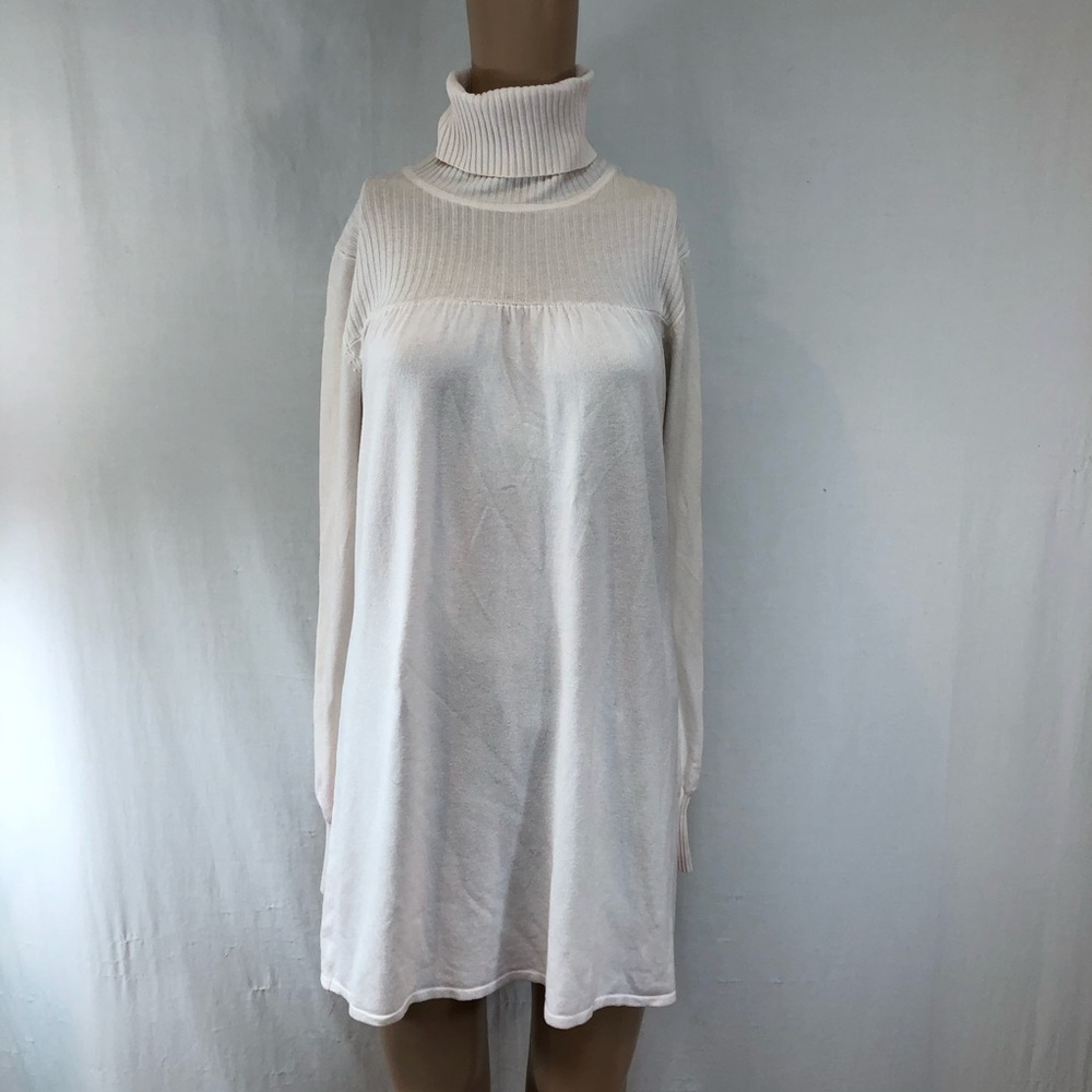 Y London women’s Tunic sz M  Lt wt. Viscose Ivory